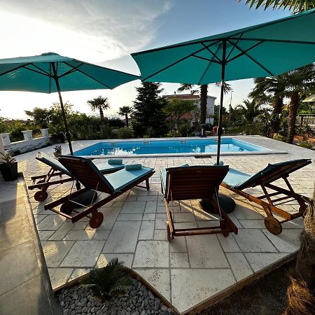 מאלינסקה Holiday House Serenity מראה חיצוני תמונה