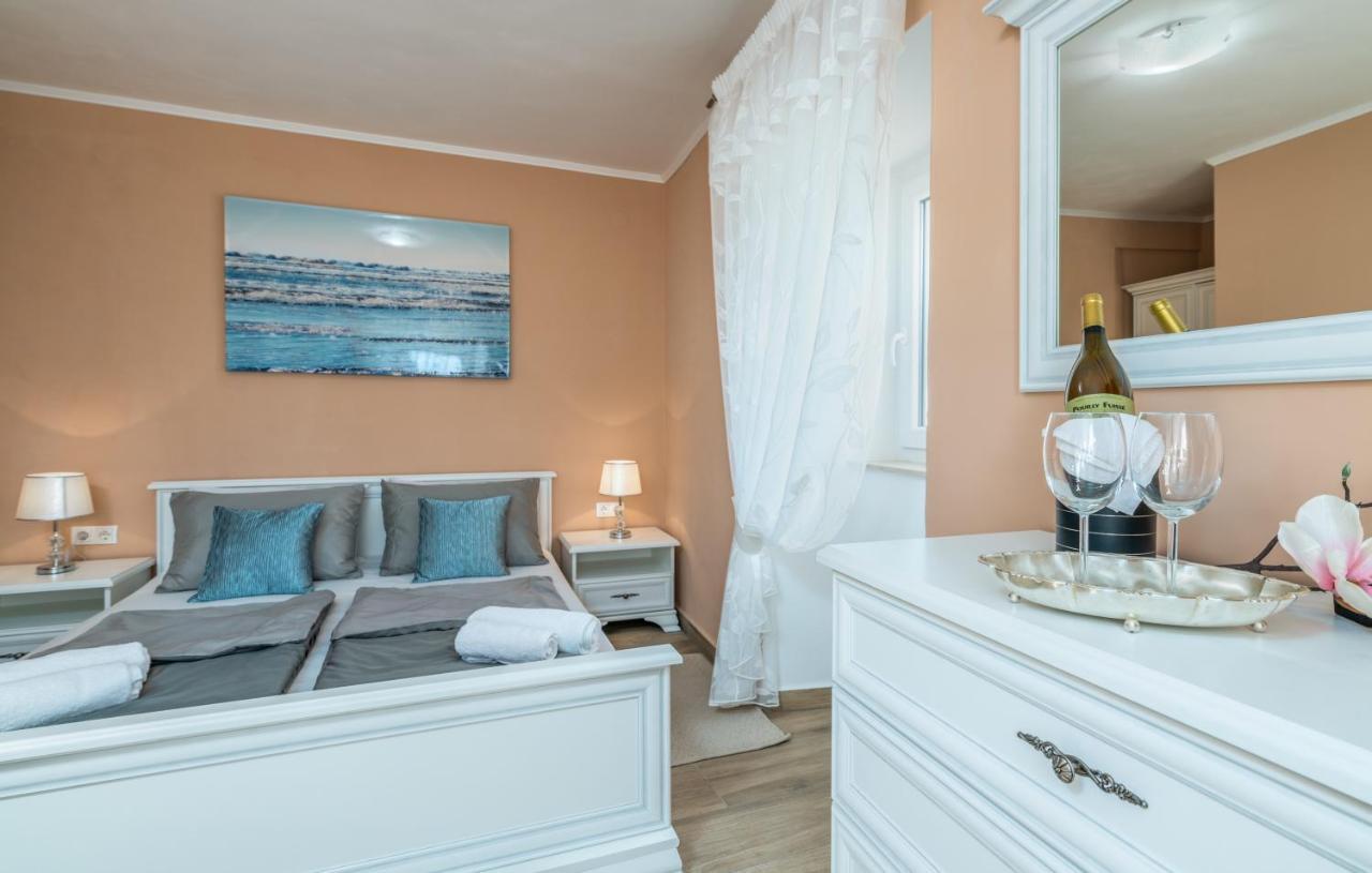 מאלינסקה Holiday House Serenity מראה חיצוני תמונה