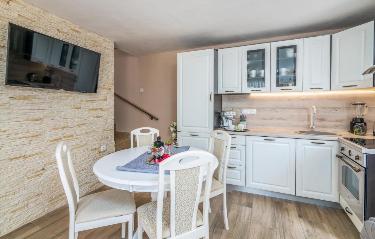 מאלינסקה Holiday House Serenity מראה חיצוני תמונה